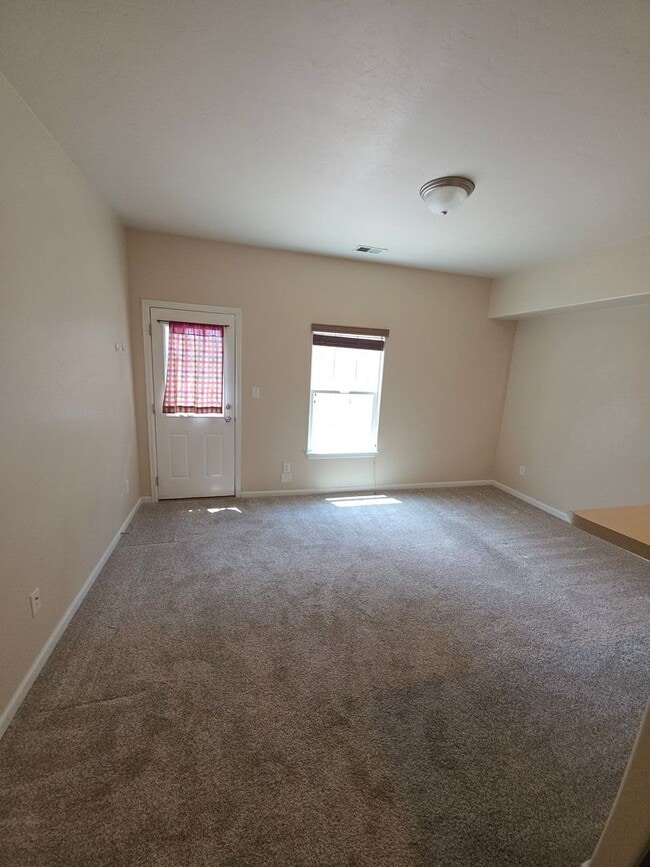 Building Photo - 2481 Thunder Mountain Drive