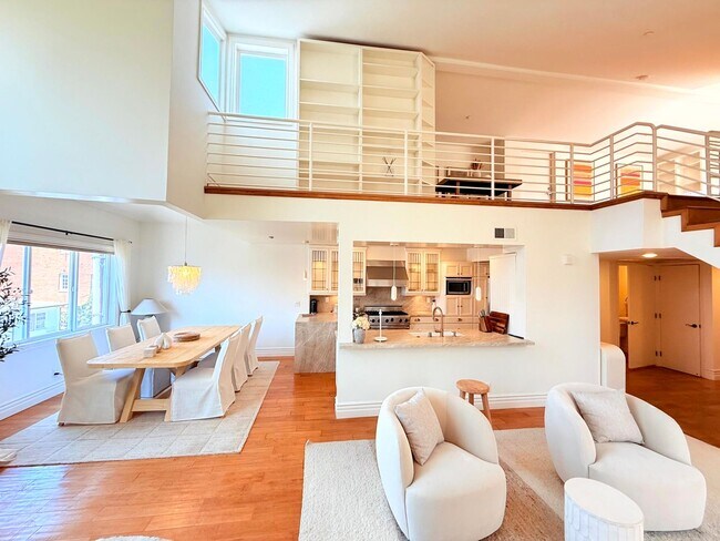 Primary Photo - Sophisticated Bright & Spacious Furnished ...