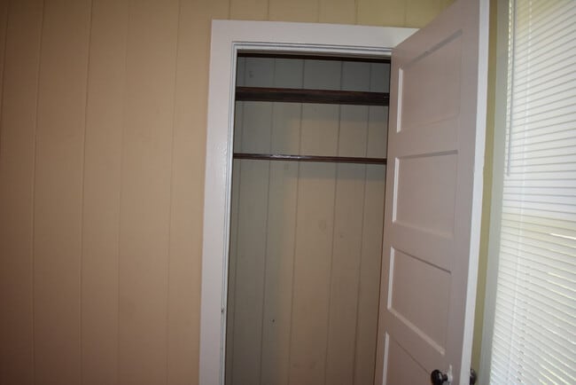 Building Photo - 14 Dunway Dr