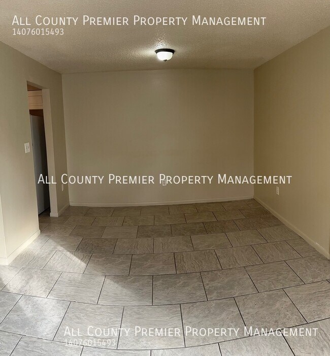 Building Photo - 5540 Rio Grande Ave