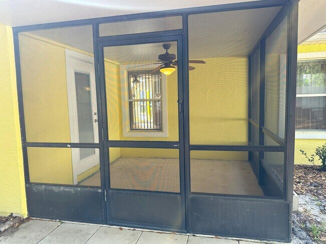 Building Photo - 5 Ryland Pl