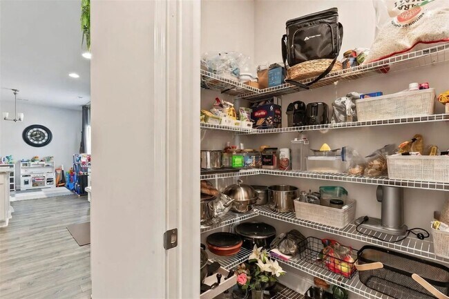 Building Photo - 11732 Glenwood Dr