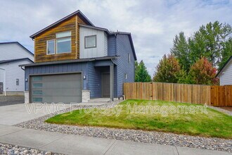 Building Photo - 5004 NE 85th Cir
