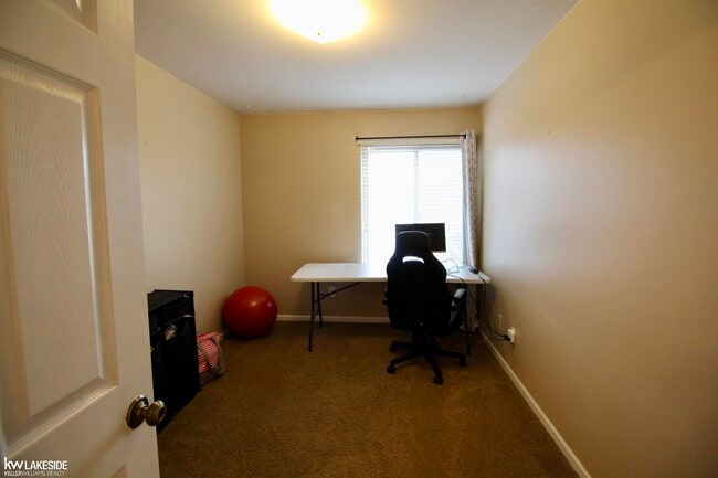 Building Photo - 29408 Maurice Ct