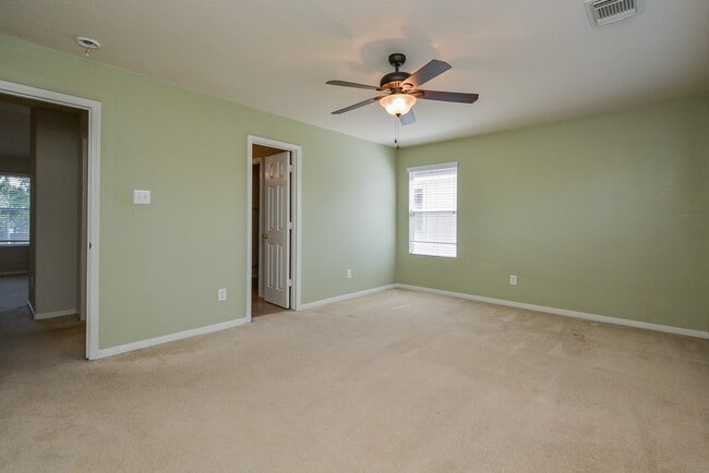 Building Photo - 15506 Hickory Dale St