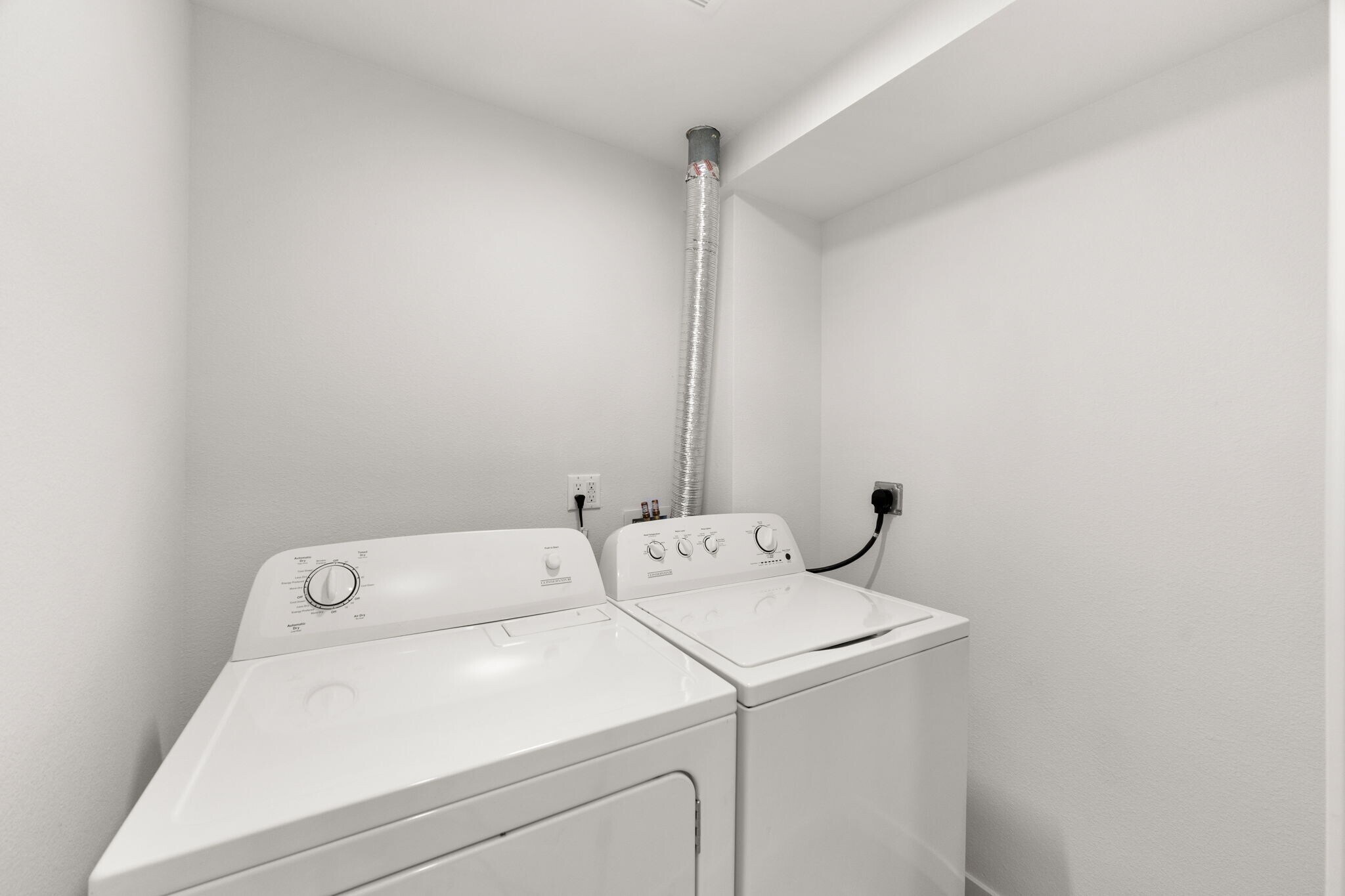 Building Photo - 1031 W 91st St