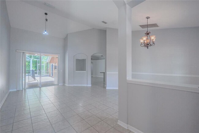 Building Photo - 10457 Canary Isle Dr