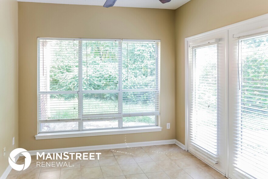 Building Photo - 6338 McClendon Cir S