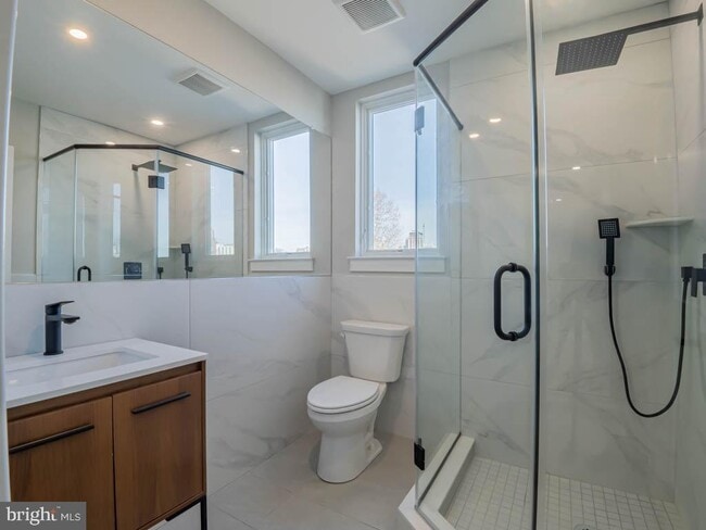 Building Photo - 769 S 10th St