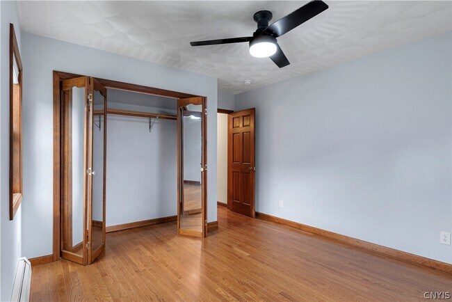 Building Photo - 7537 Rickmeyer Rd