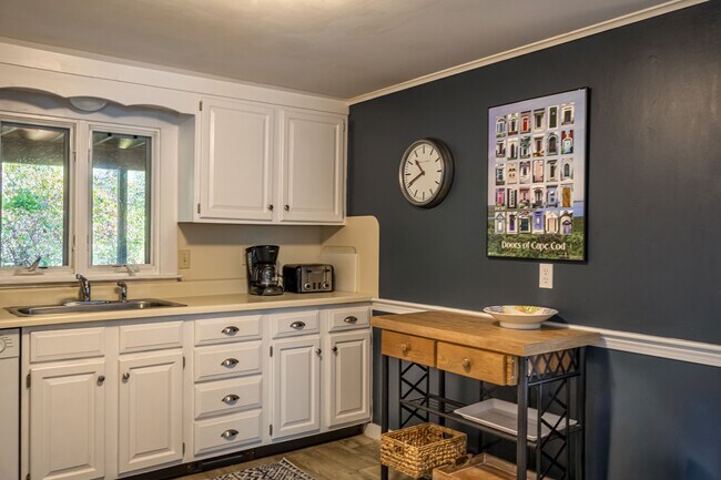 Building Photo - 3 Bemis Rd