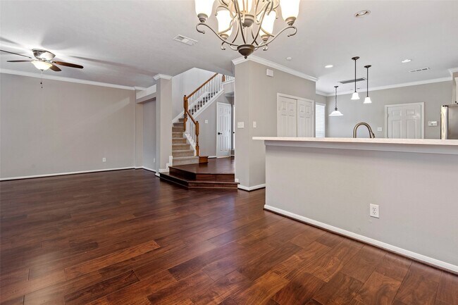 Building Photo - 107 S Spiral Vine Cir