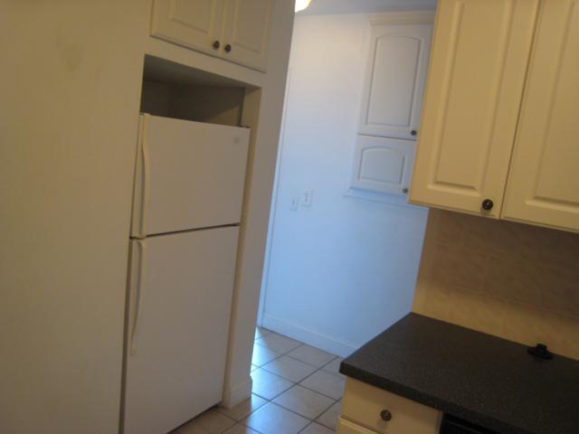 Building Photo - 62 Egmont St