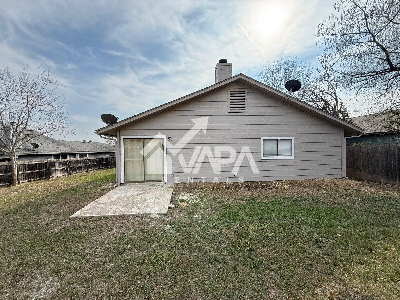 Building Photo - 8659 Serene Ridge Dr