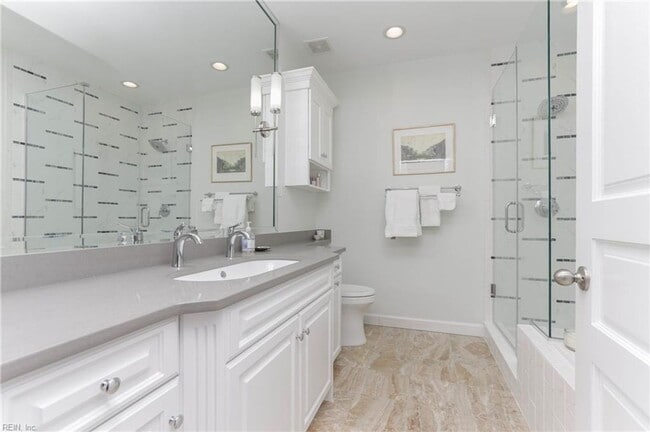 Building Photo - Pierpointe Condos