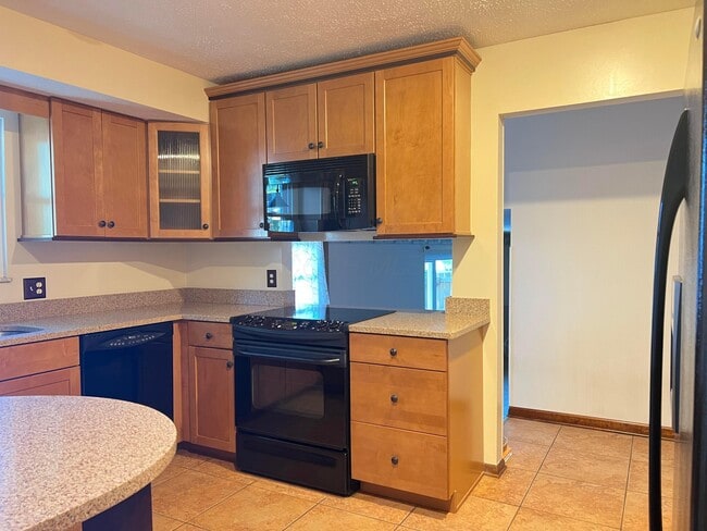 Building Photo - 316 Finstock Way
