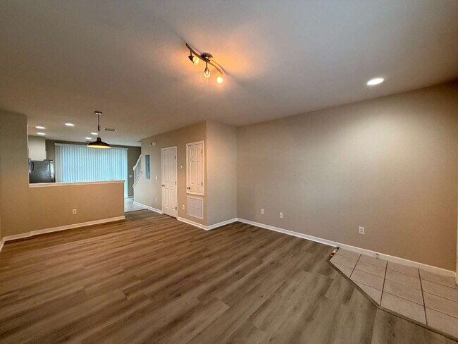 Building Photo - NEWLY UPGRADED 2BD/2.5 BATH TOWNHOME IN THE EXCLUSIVE WYNCHASE COMMUNITY!!