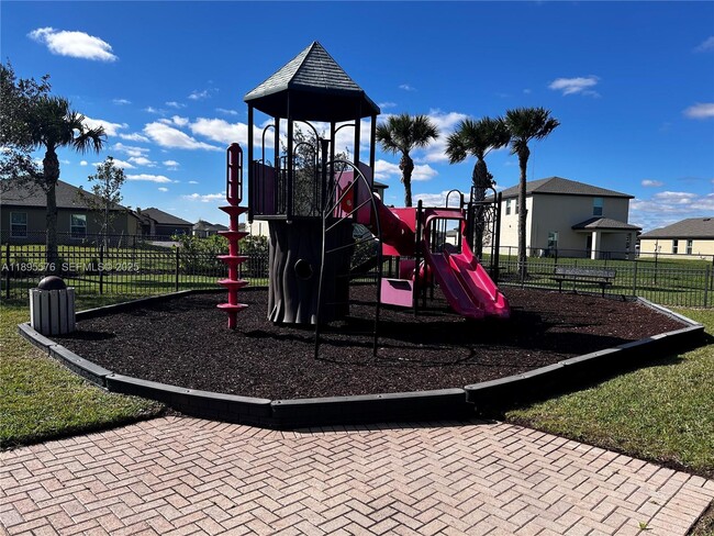 Building Photo - 974 Bent Creek Dr