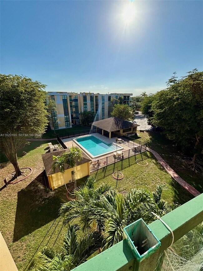 Building Photo - 11750 SW 18th St