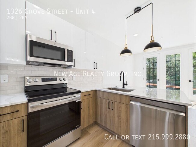 Building Photo - 1326 Grove St