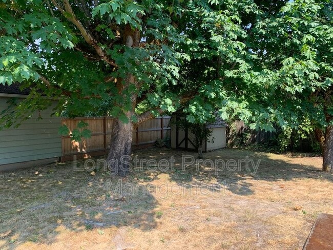 Building Photo - 911 NW 27th St