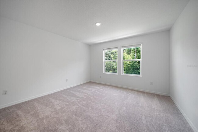 Building Photo - 2085 Hallier Cv