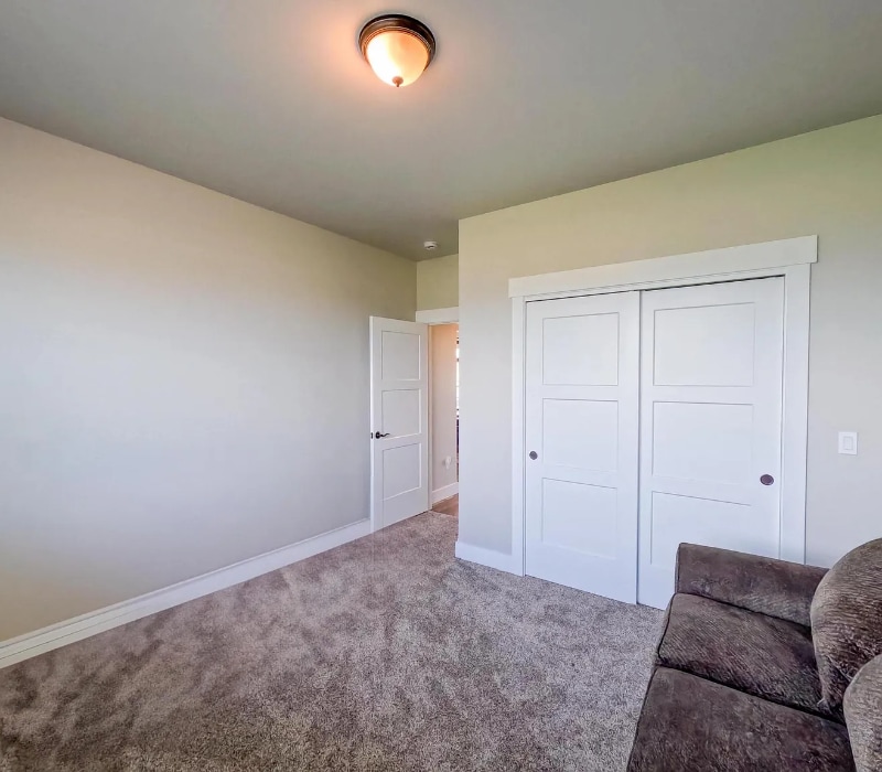 Building Photo - 34577 Eagle Crest Dr