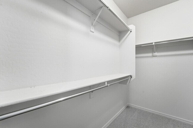 Building Photo - Spacious 3-Bedroom + Loft Home with Mounta...