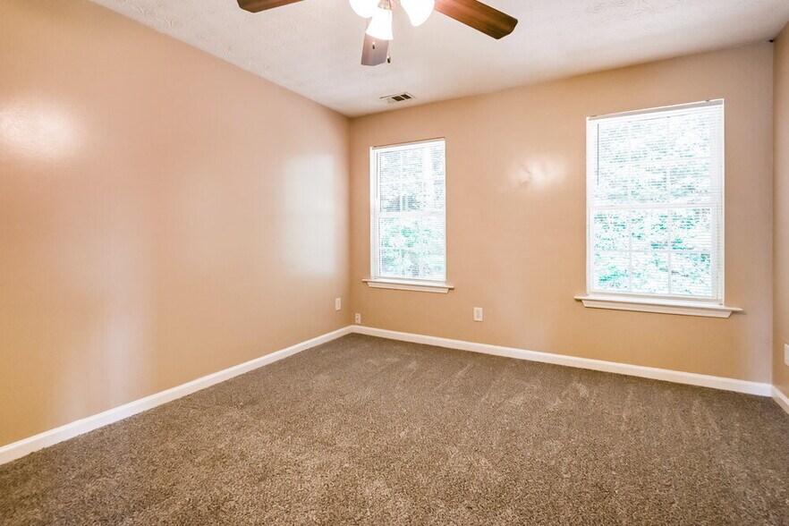 Building Photo - 4103 Laurel Bend Ct