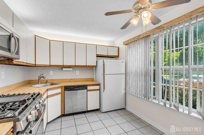 Building Photo - 91 Chelsea Ct
