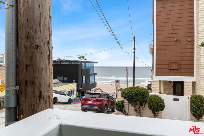 Building Photo - 115 44th St