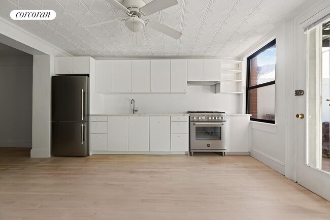 Building Photo - 46 1st Pl