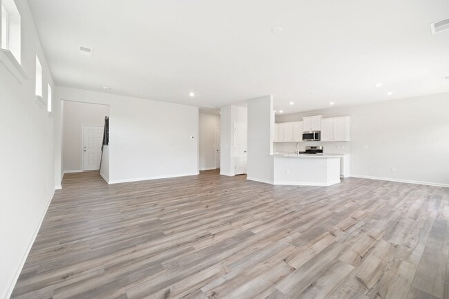 Building Photo - 13012 Lannister Dr
