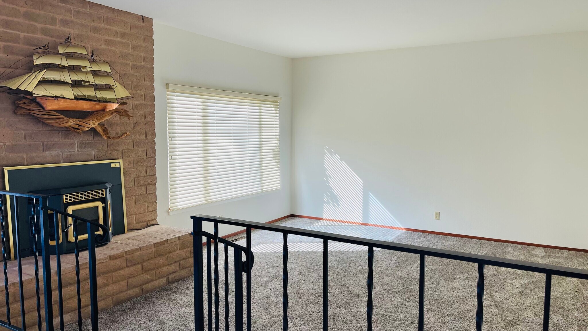 Living room - 520 Escalona Dr