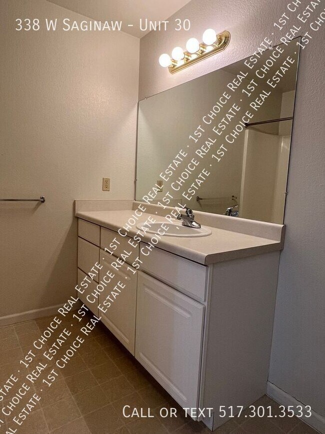 Building Photo - 338 W Saginaw-Unit 30