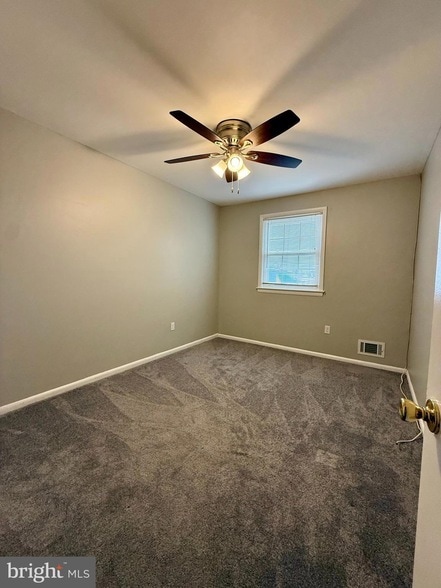 Building Photo - 6526 Beechwood Dr