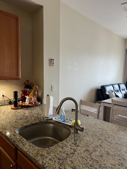 Building Photo - 530 Harlan Blvd