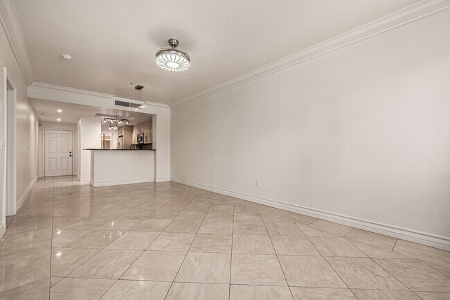 Building Photo - Meridian Guard Gated 2 Bedroom Condo over looking pool!