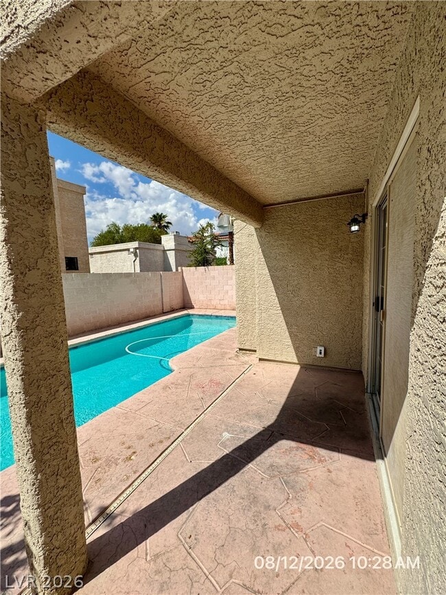 Building Photo - 8621 Lyla Rae Cir