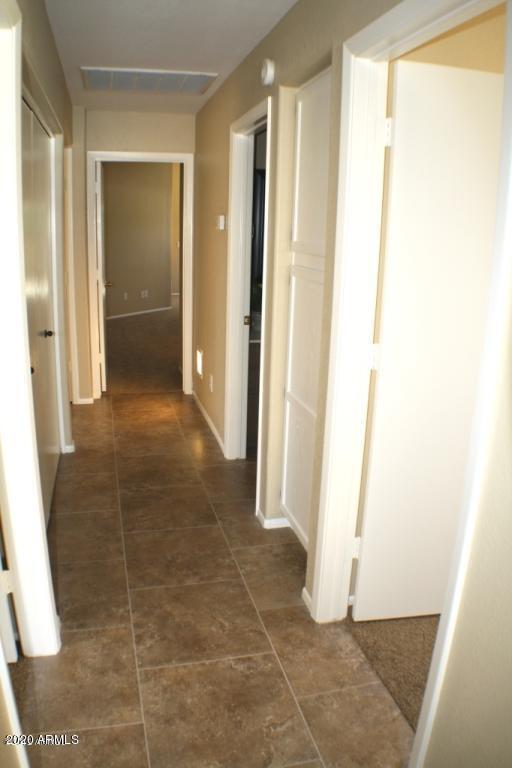 Building Photo - 4745 E St John Rd