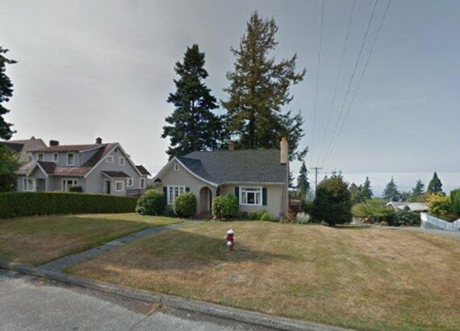 Primary Photo - Charming Home On South Hill