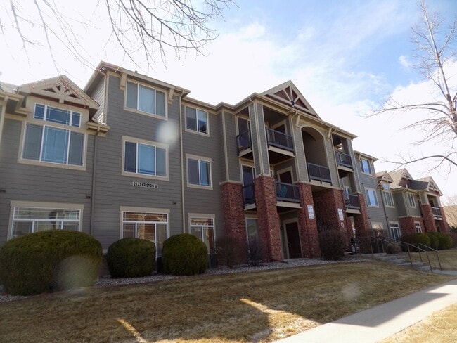 Building Photo - 2133 Krisron Rd