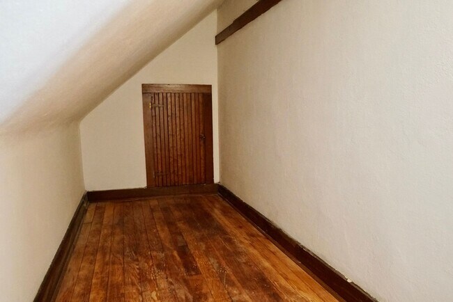 Building Photo - 3621 N 15th St