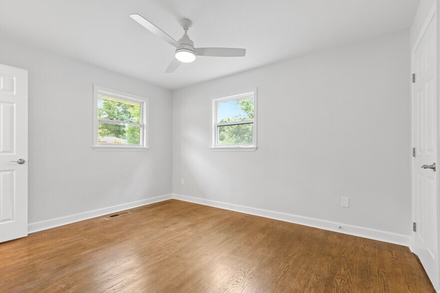 Building Photo - 4307 Colebrook Rd