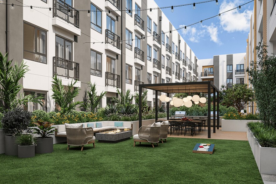 Building Photo - SYNC on Canoga