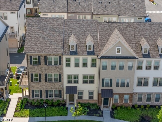 Building Photo - 17 Gala Ct