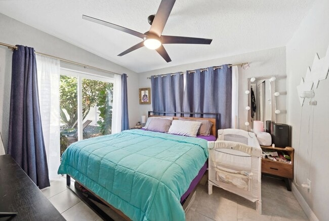 Building Photo - Charming Corner Lot Pool Home with Private Orchard Florida Living at Its Best – Pool, Privacy & P...