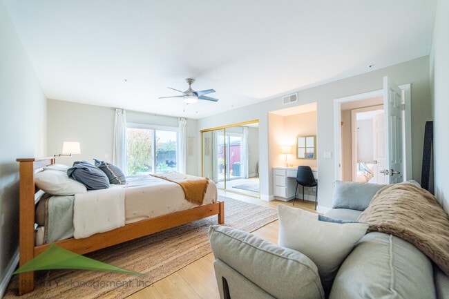 Building Photo - 567 Forrest Bluff