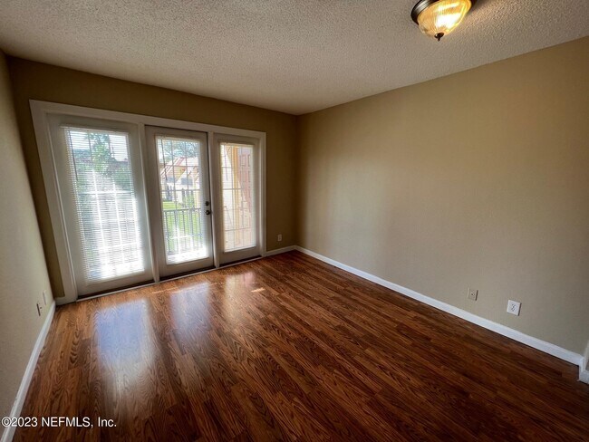 Building Photo - 6654 Bell Tower Ct