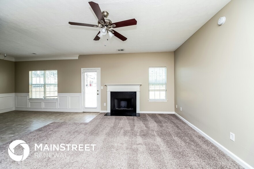 Building Photo - 11181 James Madison Dr